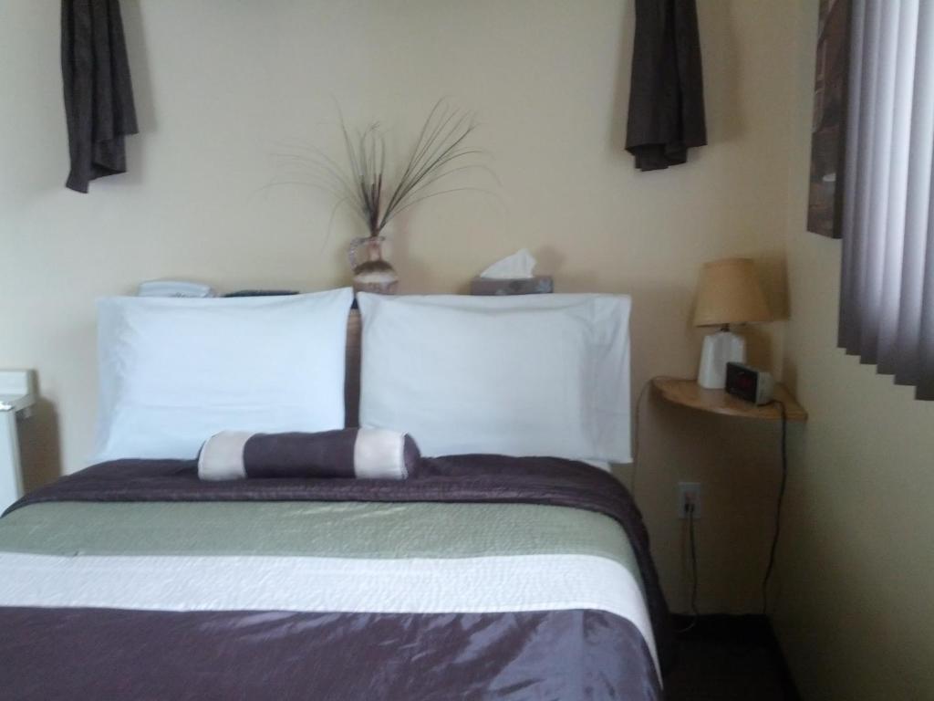 Motel Montgolfiere Jp Saint-Jean-sur-Richelieu Zimmer foto